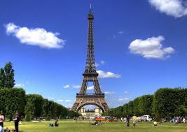 Здесь можно увидеть жирафов, крокодилов, гепардов и львов